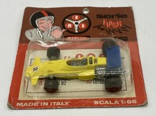 F1 Lotus 72 Ford jaune au