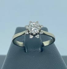 ANELLO CLUSTER IN ORO BIANCO 18KT DESIGN DIAMANTE BRILLANTE USATO 18CT