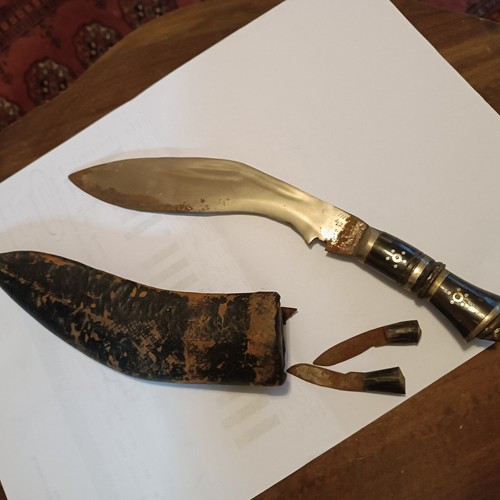 Coltello kukri lama - a, in