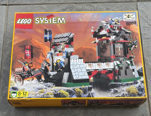 Lego castle 6089 stone - #6089, tower