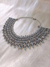 Collana Nera Blu Statement A