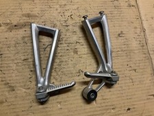 Coppia pedane passeggero Yamaha R6 2003 2005