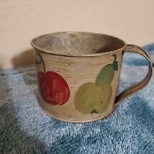 Tazza di latta arte popolare