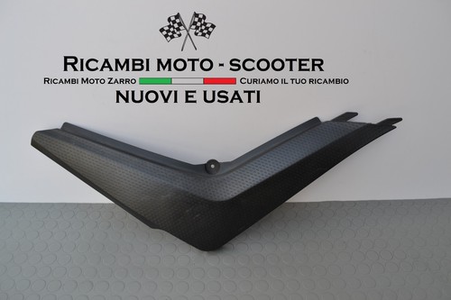 Fianchetto sotto sella - , lato
