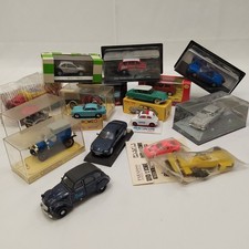 Lotto accumulo di 13 modellini auto in scala 1/43 e 1/72 vari tipi e marche