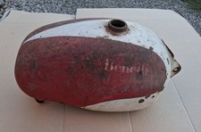 Serbatoio Benelli Leoncino moto d'epoca