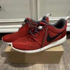 Nike Roshe Run University