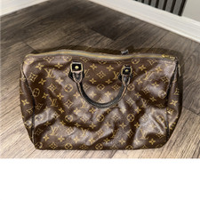 Authentic Vintage Louis