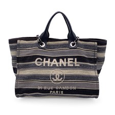 Autentica borsa tote Chanel nera grigia a righe tela media Deauville