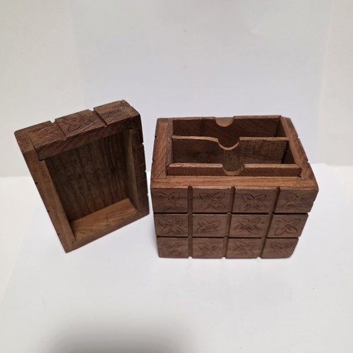 Scatola legno con decori - in,