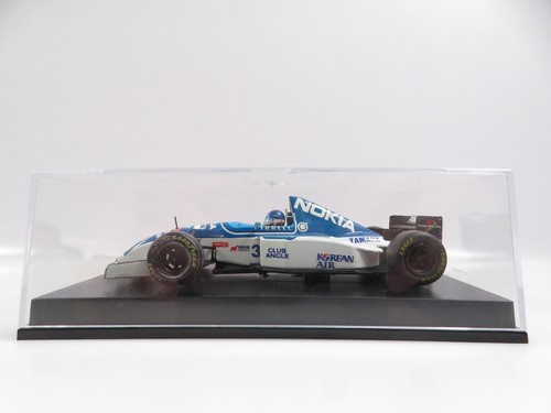Minichamps tyrrell 023 - 1:43,