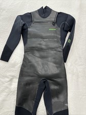 Patagonia Yulex muta isolata