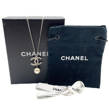 Collana di perle con strass sfera oscillante Chanel Coco Mark originale con B/D BL100047