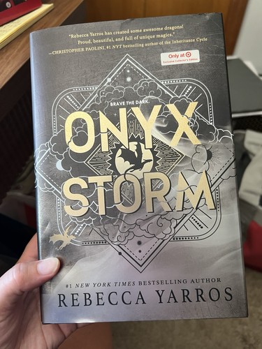 Rebecca yarros onyx storm - rebecca,