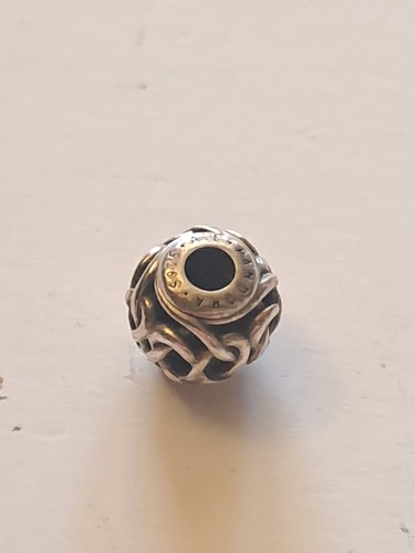 Charm pandora essence - charm,