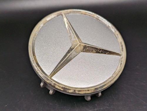 Mercedes borchia logo - mercedes,