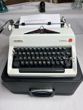 Macchina da scrivere portatile vintage bella 1971 Olympia Monica + custodia - tipi - sembra ottima - PICA