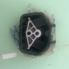 23704 SUPPORTO TASSELLO MOTORE