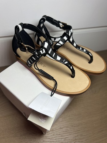 Scarpe sandali estivi burberry - scarpe,