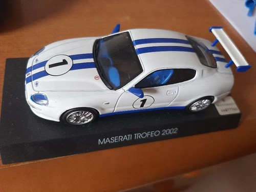 Maserati trofeo 2002 - trofeo,