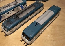 Set Di 2 Casse Locomotive H0