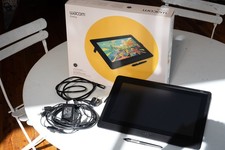 Wacom  Cintiq  16  15.6"   Tavoletta grafica con Pro Pen 2  - Nero  (DTK1660K0B)