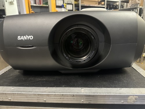 Videoproiettore sanyo plc xf47 - videoproiettore,