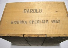 Scatola box legno vini vino Barolo riserva speciale 1967 vintage vecchia ottima