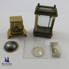 Antico orologio da viaggio