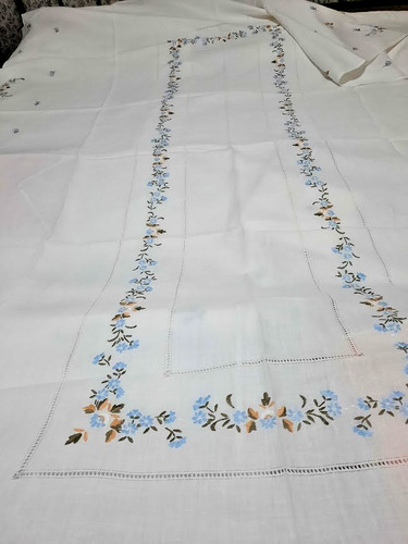 Tovaglia lino ricamata mano - tovaglia,