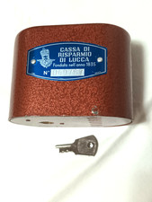 Salvadanaio cassetta Cassa Risparmio di Lucca n.049767 RARO con chiave