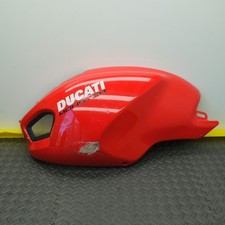 Carena serbatoio benzina