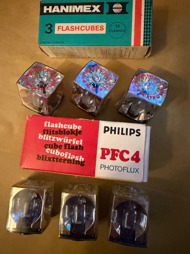 Bulb flash cubes - cubes, flashcubes