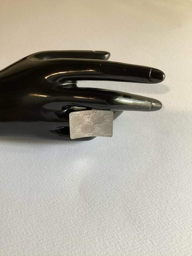 Anello con grazioso - con, un