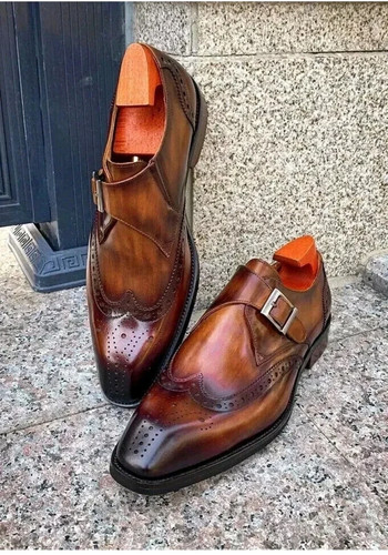 Scarpe eleganti sartoriali