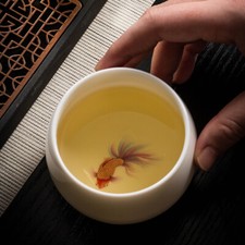 tazza da tè fatta a mano