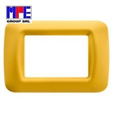 GEWISS GW22583 PLACCA 3 POSTI SERIE TOP SYSTEM IN TECNOPOLIMERO GIALLO MAIS