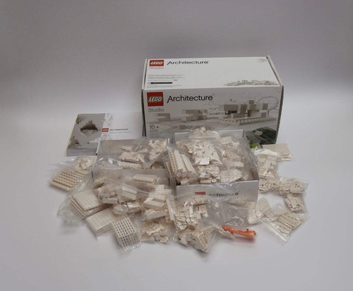 Lego architecture 21050 - architecture,