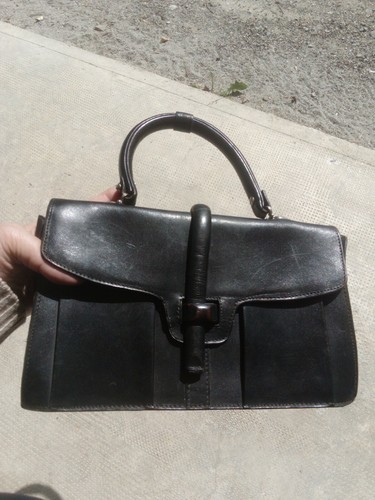 Borsa nera pelle - in,