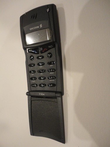 Cover ericsson t10 front - cover,