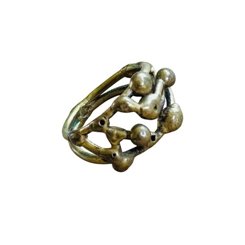 Anello cocktail brutalista