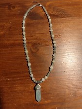 Collana Pendente A Punta Minerale E Plastica