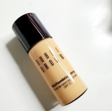 Bobbi Fondotinta Pelle Marrone