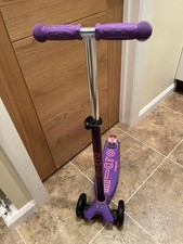 MAXI MICRO DELUXE SCOOTER LED