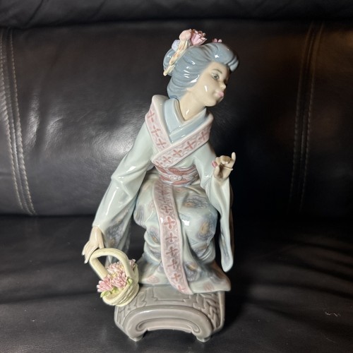 Vintage retired lladro - vintage,