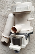 46003742 POMPA DI SCARICO CON CORPO PER LAVATRICI CANDY E ZEROWATT