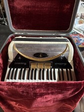 Ottima fisarmonica vintage