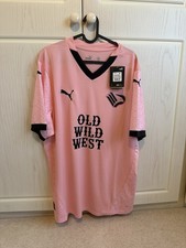 Nuova con etichette Palermo XL Home Shirt Rosa Football Kit Puma Prezzo consigliato £85 2024