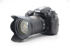 Corpo fotocamera Nikon D300 DSLR + kit obiettivo AF-S 18-200mm G VR...