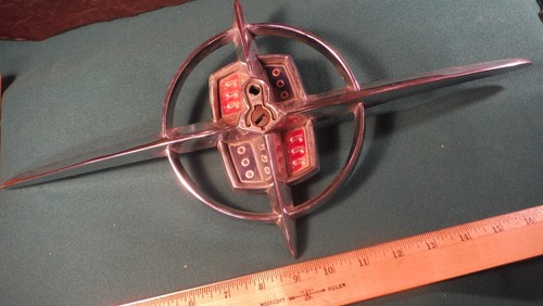 Ce48 lincoln trunk emblem - lincoln,